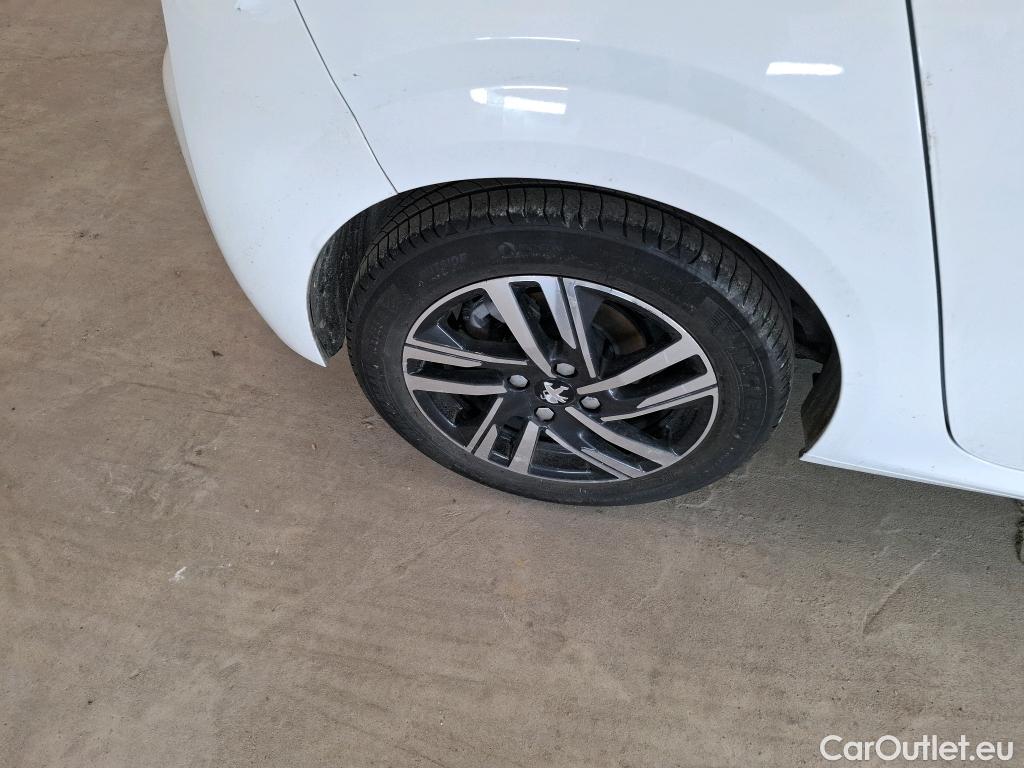  Peugeot  208  Allure Business 1.2 PureTech 100CV BVM6 E6d #15