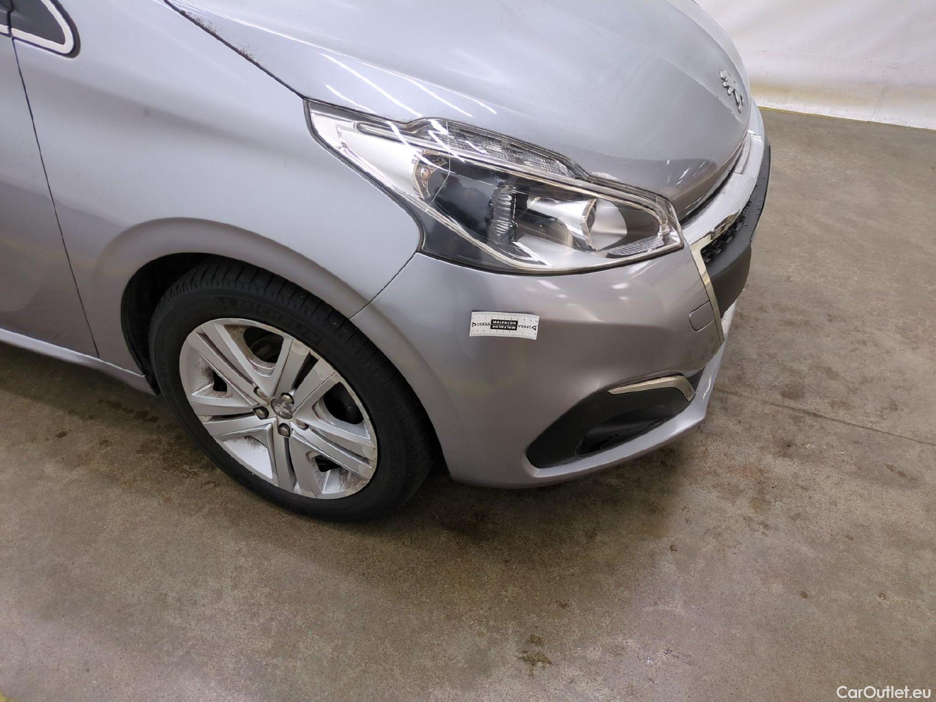  Peugeot  208  Allure Business 1.2 PureTech 110CV BVM6 E6dT #19