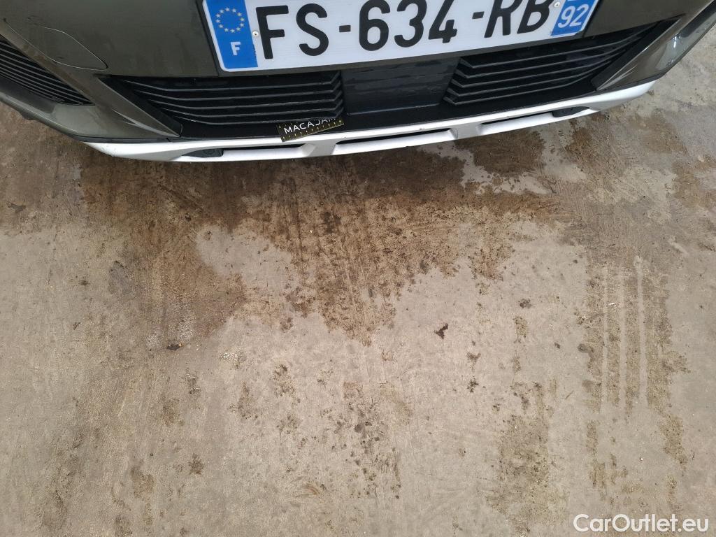  Peugeot  5008  Allure 1.2 PureTech 130CV BVM6 E6d #48