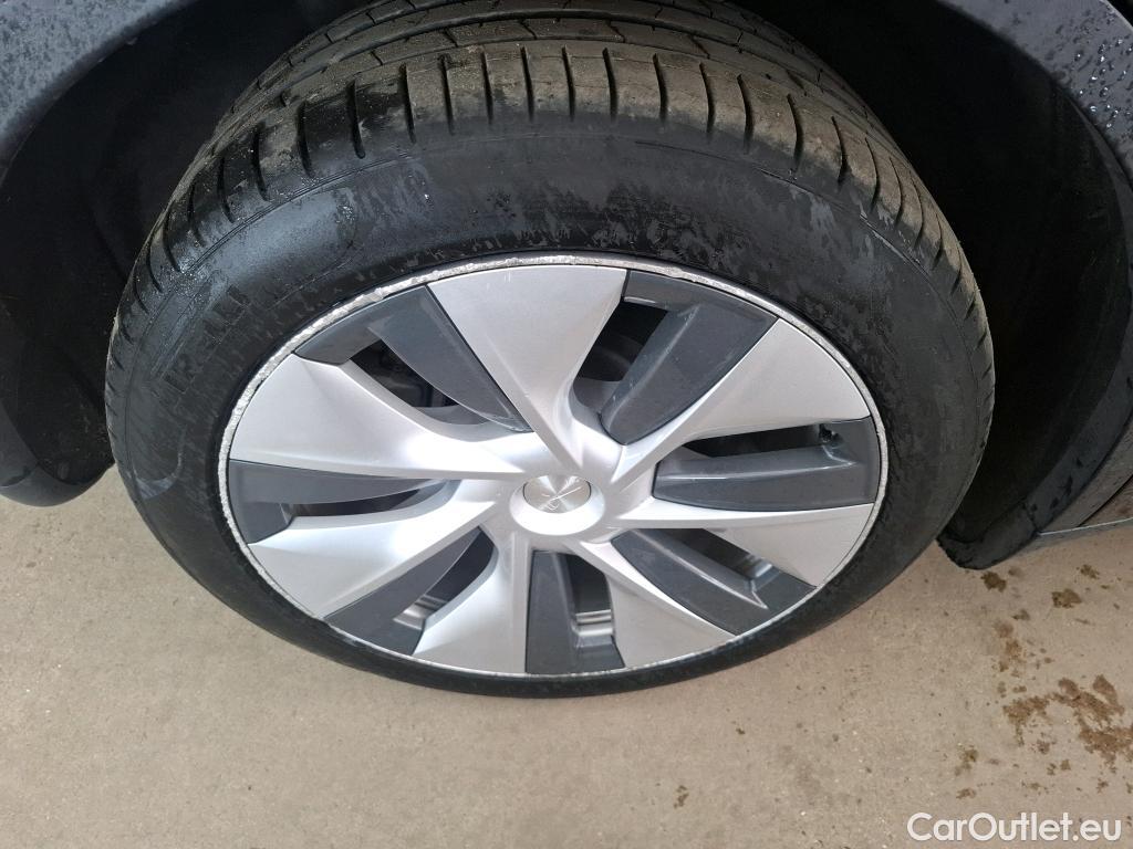  Tesla  Model Y TESLA  / 2020 / 5P / SUV Grand Autonomie Dual Motor AWD #1