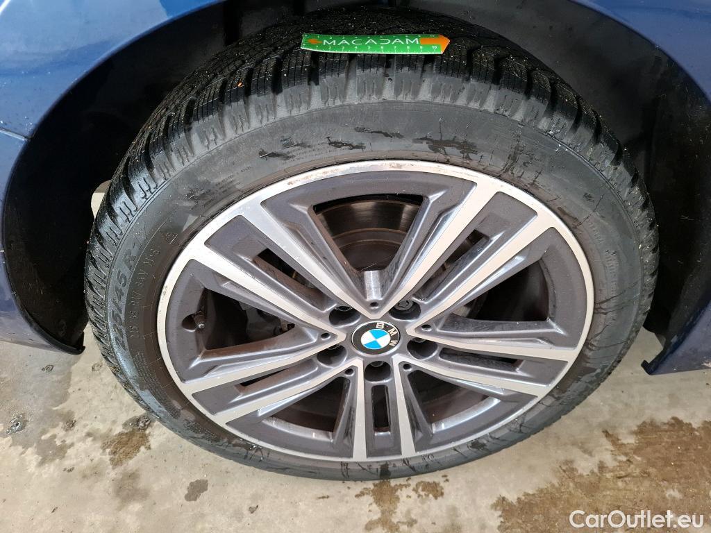  Bmw  Serie 1 BMW Série 1 / 2019 / 5P / Berline 1.5 116I Business Design #23
