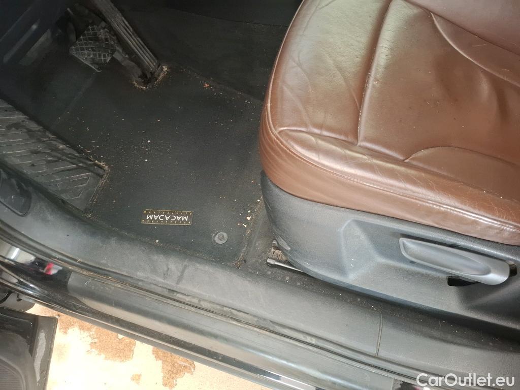  Audi  Q3  2.0 TDI 120CV BVA7 E6 #1