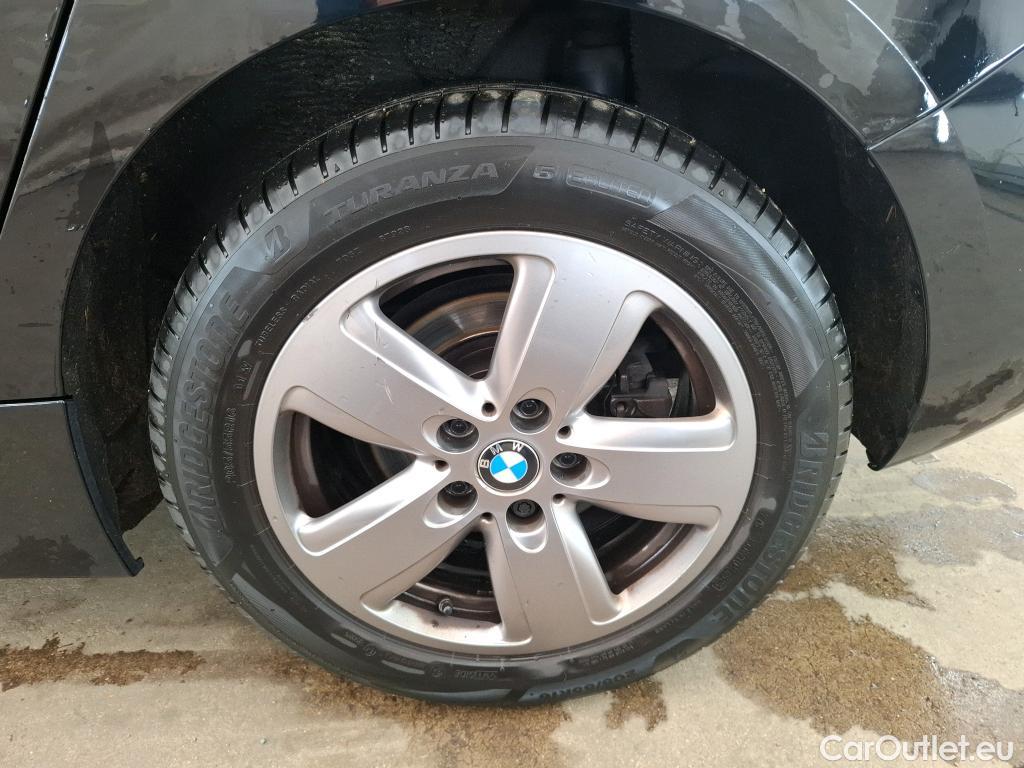 Bmw  Serie 1 BMW Série 1 / 2019 / 5P / Berline 2.0 118D #53