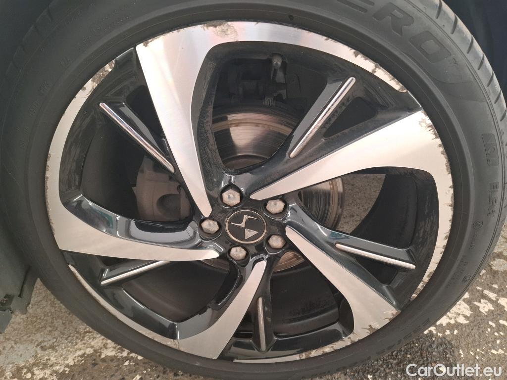  DS  DS7 7 Crossback Grand Chic 2.0 BlueHDi 180CV BVA8 E6d #6