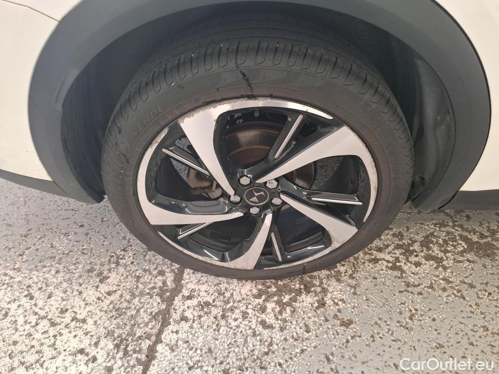  DS  DS7 7 Crossback Grand Chic 2.0 BlueHDi 180CV BVA8 E6d #17