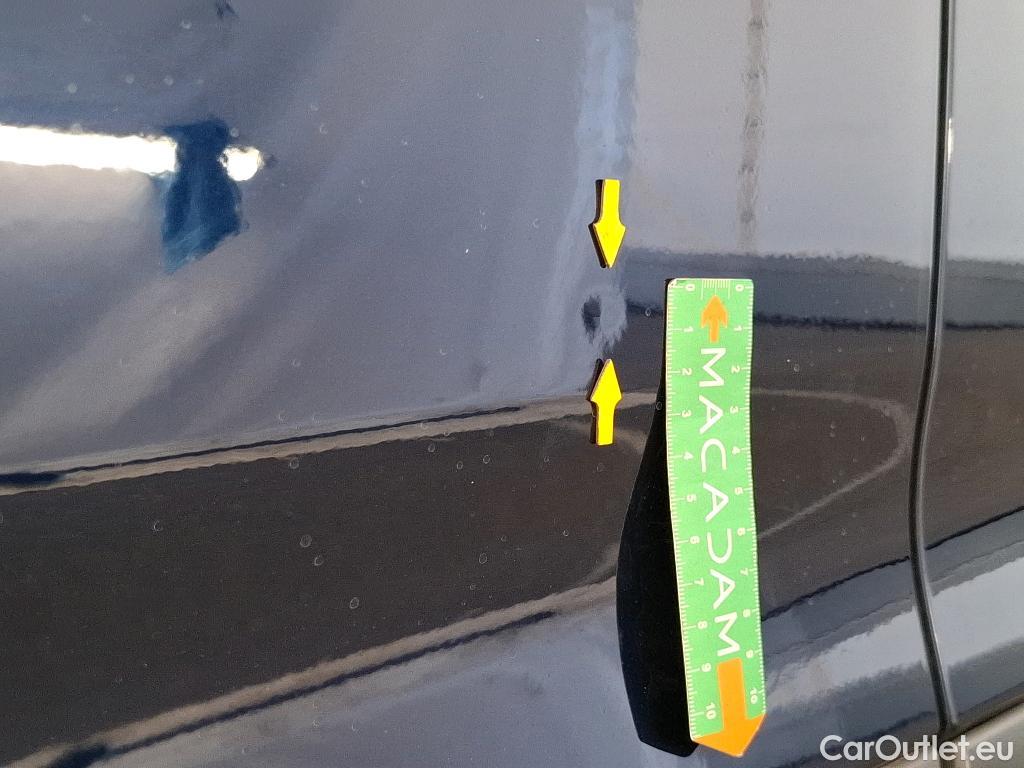  Citroen  C5 Aircross CITROEN   2022  5P  SUV Hybrid rechargeable 225 eEAT8 Feel Pack #44
