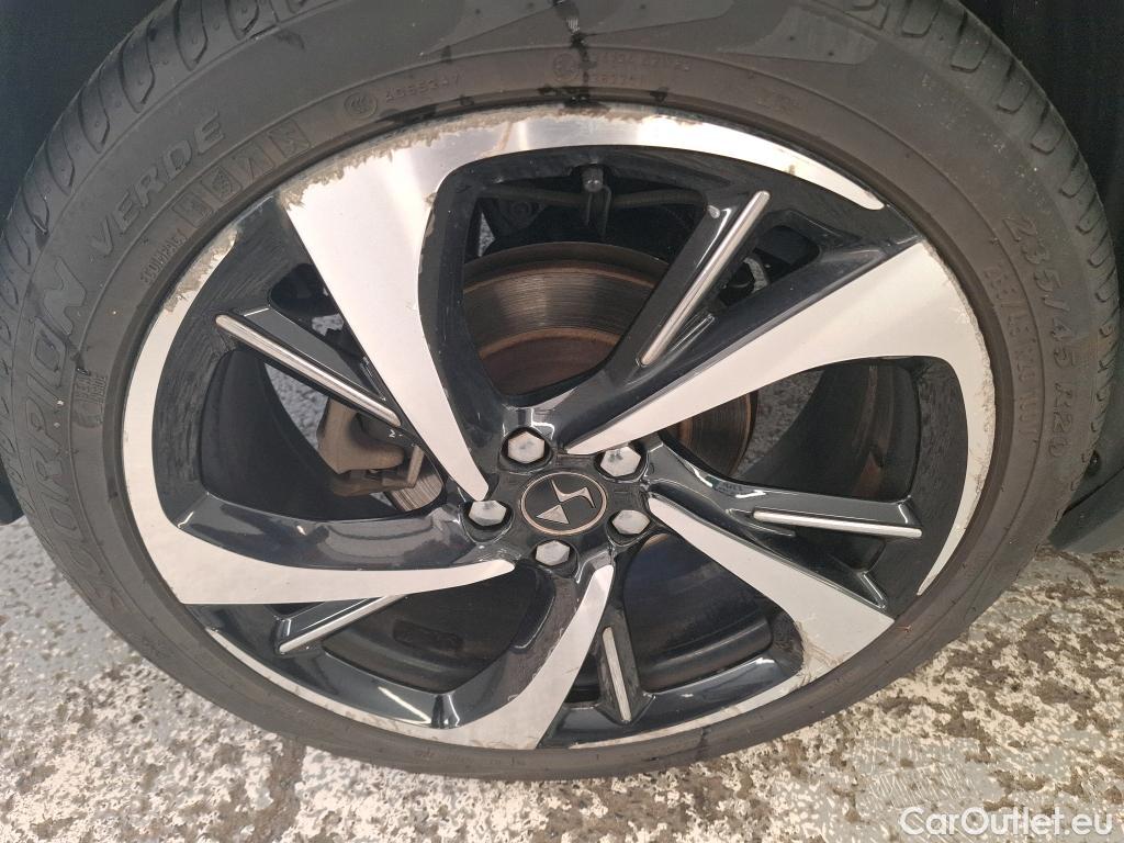  DS  DS7 7 Crossback Grand Chic 2.0 BlueHDi 180CV BVA8 E6d #18