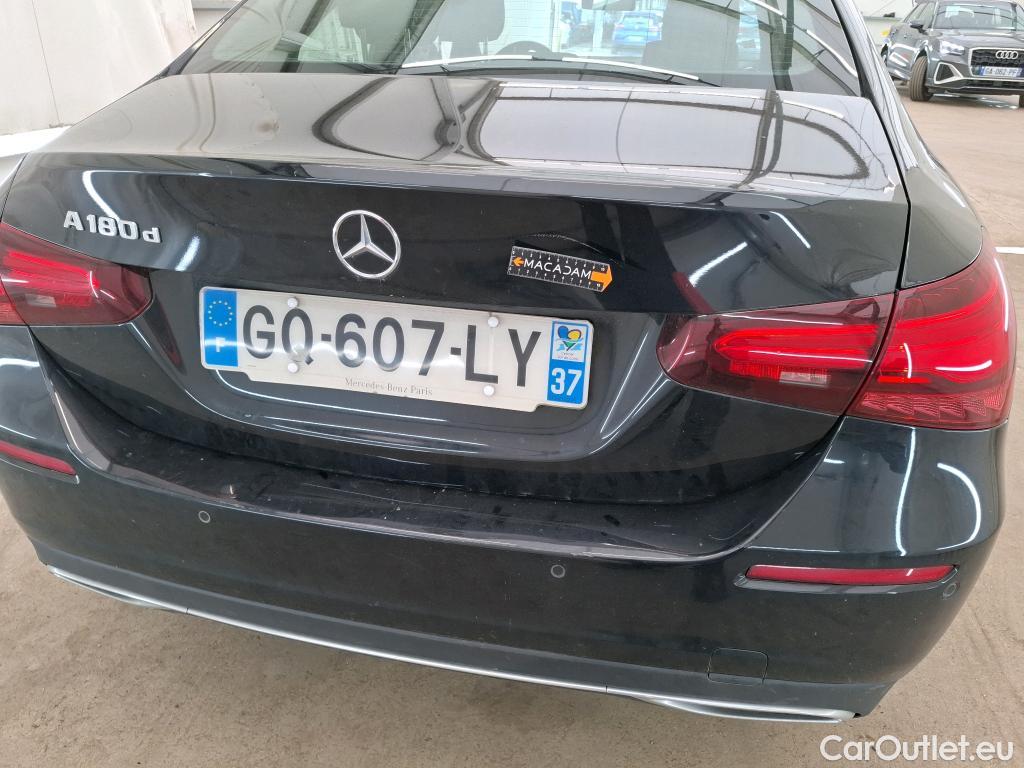  Mercedes  A-Klasse MERCEDES-BENZ Classe A Berline / 2022 / 4P / Berline A 180 d Business Line 8G-DCT #27