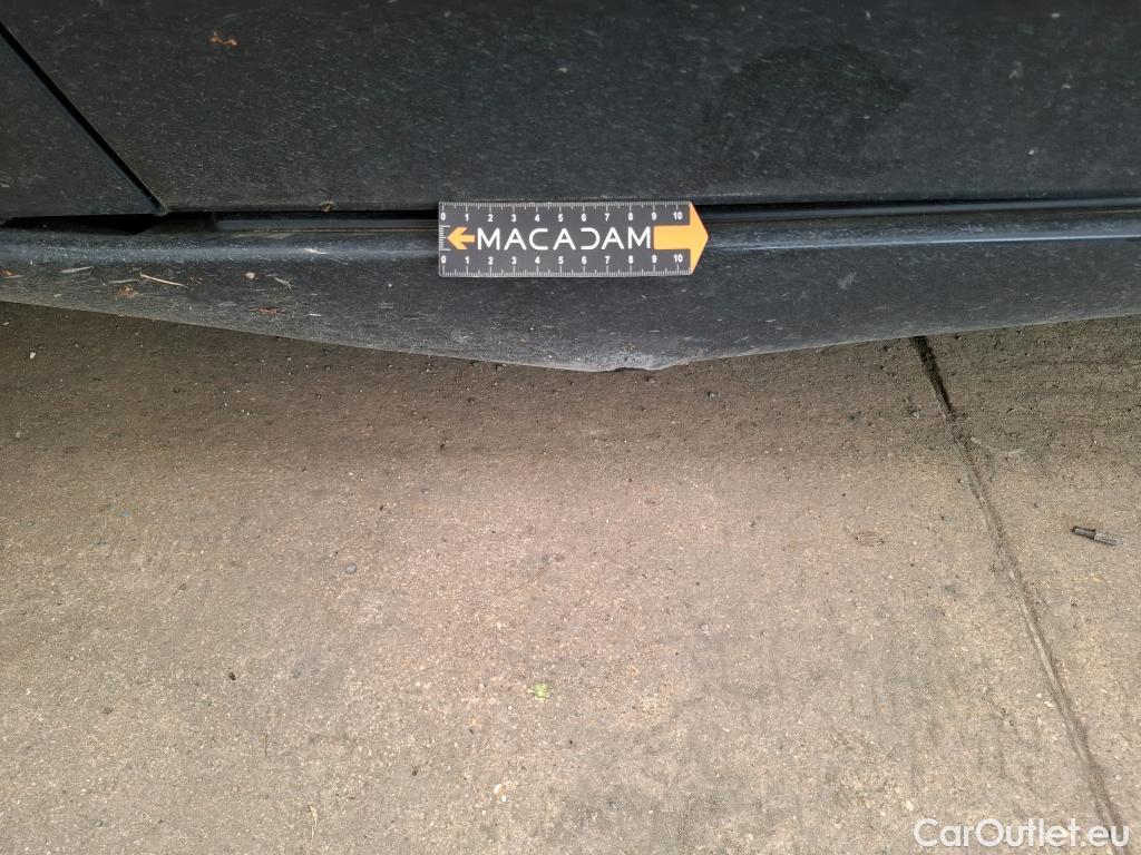  Mercedes  A-Klasse MERCEDES-BENZ Classe A Berline / 2022 / 4P / Berline A 180 d Business Line 8G-DCT #2