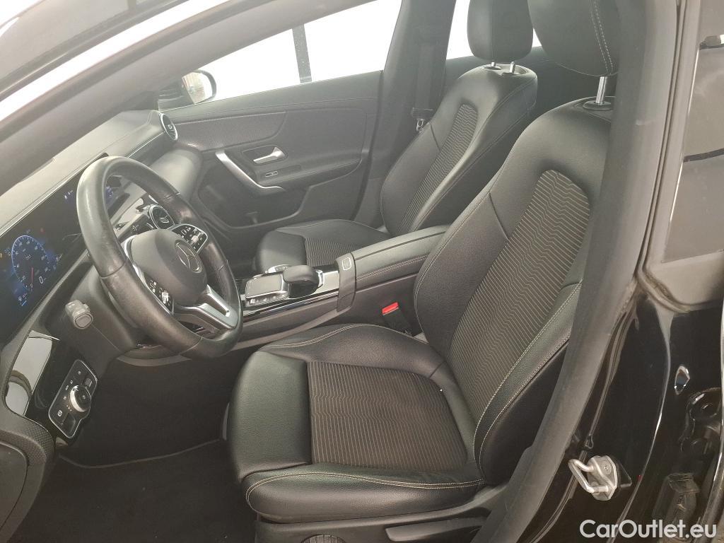  Mercedes  CLA-Klasse MERCEDES-BENZ CLA Shooting Brake / 2019 / 5P / Break CLA 200 d Business Line BA8 #21