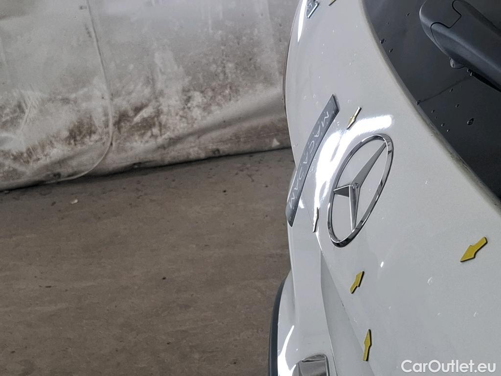  Mercedes  GLA MERCEDES-BENZ  / 2020 / 5P / SUV 2.0  200 D BUSINESS LINE DCT #12