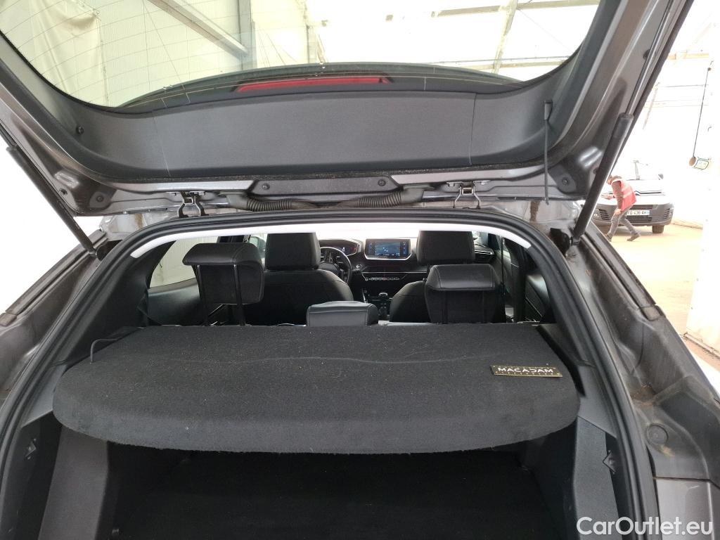  Peugeot  2008  Allure Business 1.2 PureTech 130CV BVM6 E6d #24
