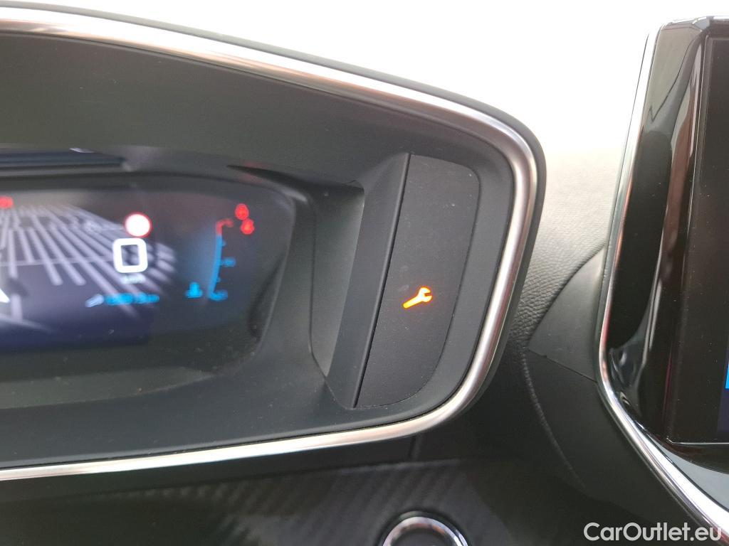  Peugeot  2008  Allure Business 1.2 PureTech 130CV BVM6 E6d #26