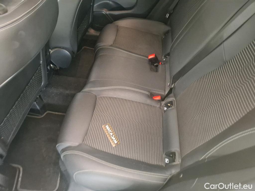  Mercedes  GLA MERCEDES-BENZ  / 2020 / 5P / SUV 2.0  200 D BUSINESS LINE DCT #44