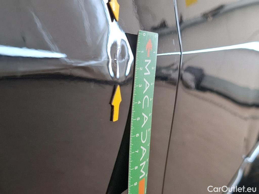  Mercedes  A-Klasse MERCEDES-BENZ Classe A Compact / 2022 / 5P / Berline A 200 Business Line 7G-DCT #14