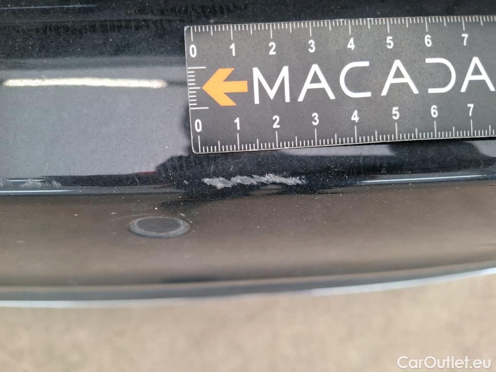  Mercedes  A-Klasse MERCEDES-BENZ Classe A Berline / 2022 / 4P / Berline A 180 d Business Line 8G-DCT #10