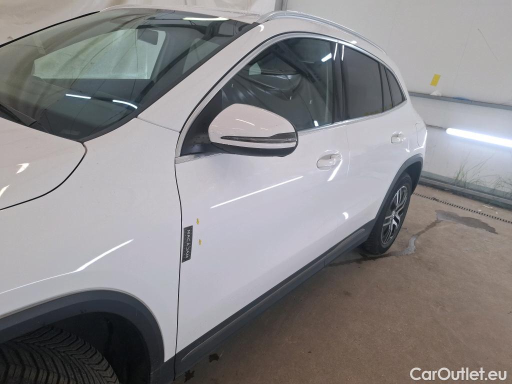  Mercedes  GLA MERCEDES-BENZ  / 2020 / 5P / SUV 2.0  200 D BUSINESS LINE DCT #30