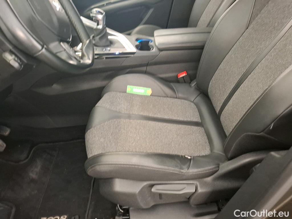  Peugeot  3008  Allure 1.2 PureTech 130CV BVM6 E6d #22