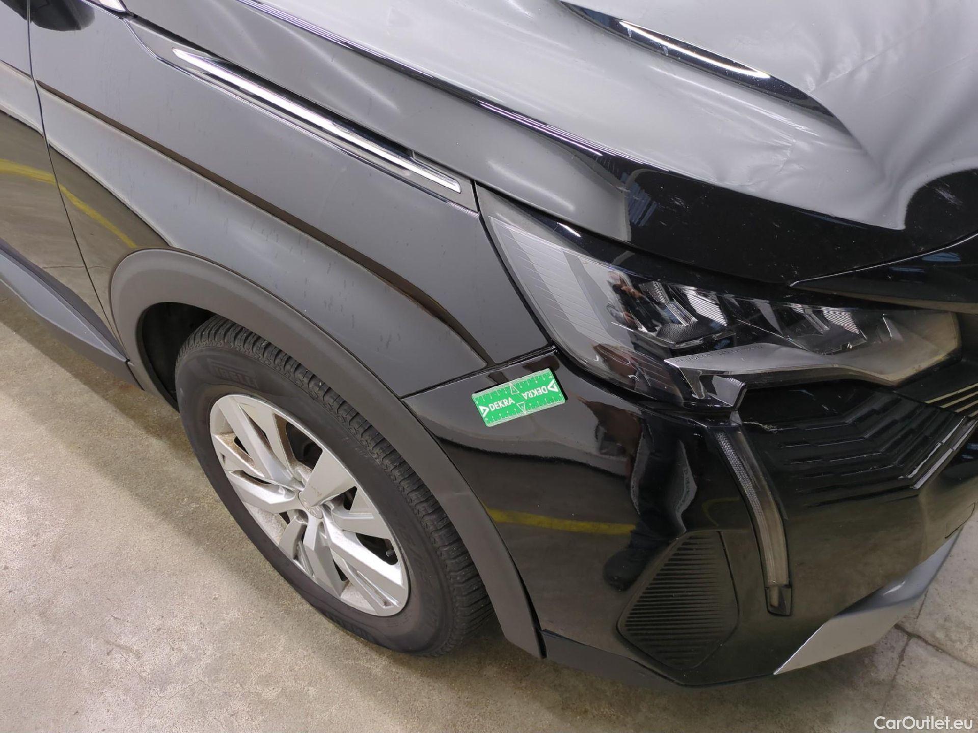  Peugeot  3008  Active Pack 1.2 PureTech 130CV BVA8 E6d #18
