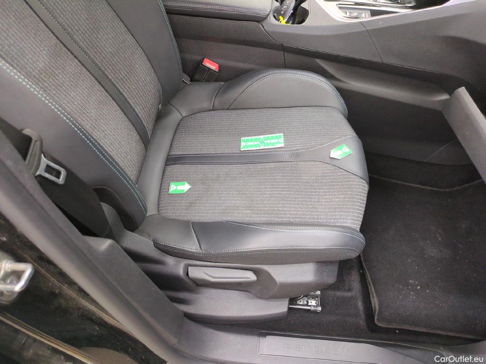  Peugeot  3008  II Allure Pack 1.5 HDi 130CV BVA8 E6d #4