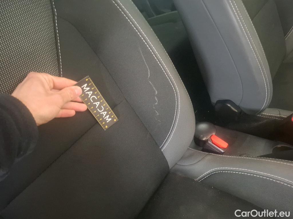  Renault  Clio  IV Business 0.9 TCe 90CV BVM5 E6 #84
