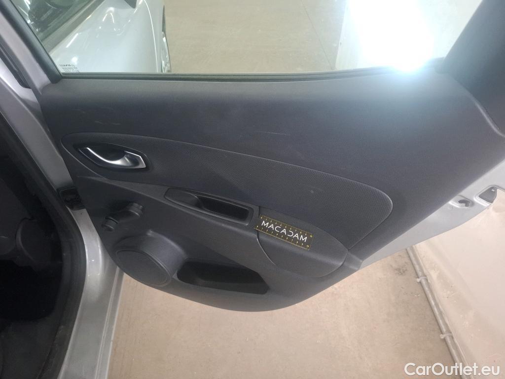  Renault  Clio  IV Business 0.9 TCe 90CV BVM5 E6 #54