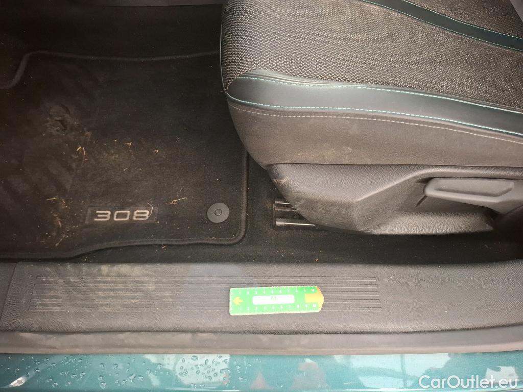 Peugeot  308  SW Allure 1.2 PureTech 130CV BVM6 E6d #24