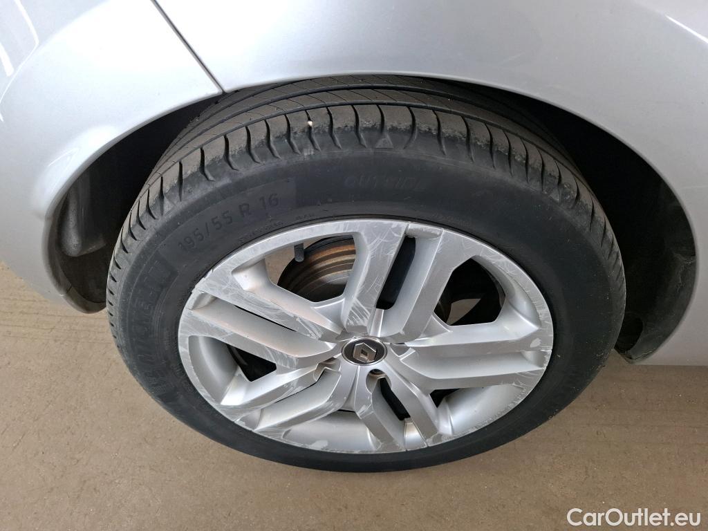  Renault  Clio  IV Business 0.9 TCe 90CV BVM5 E6 #38