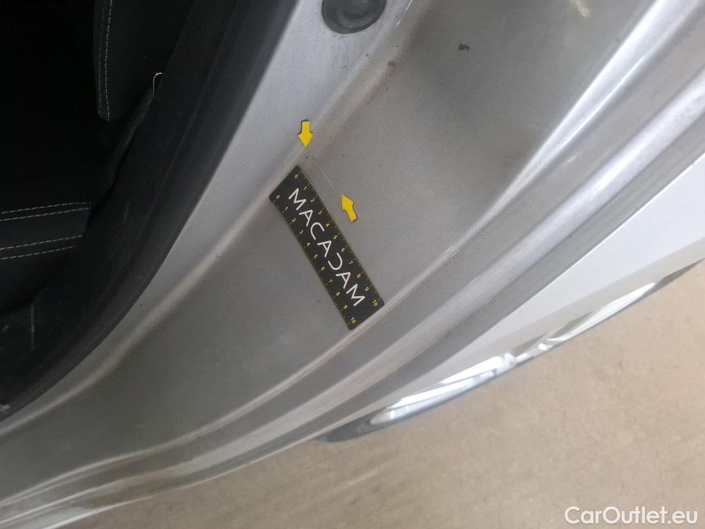  Renault  Clio  IV Business 0.9 TCe 90CV BVM5 E6 #89