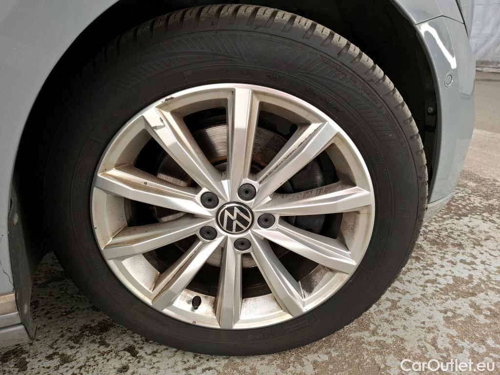  Volkswagen  Passat VOLKSWAGEN  SW / 2019 / 5P / Break 2.0 TDI 150 SCR DSG7 SW LOUNGE #39