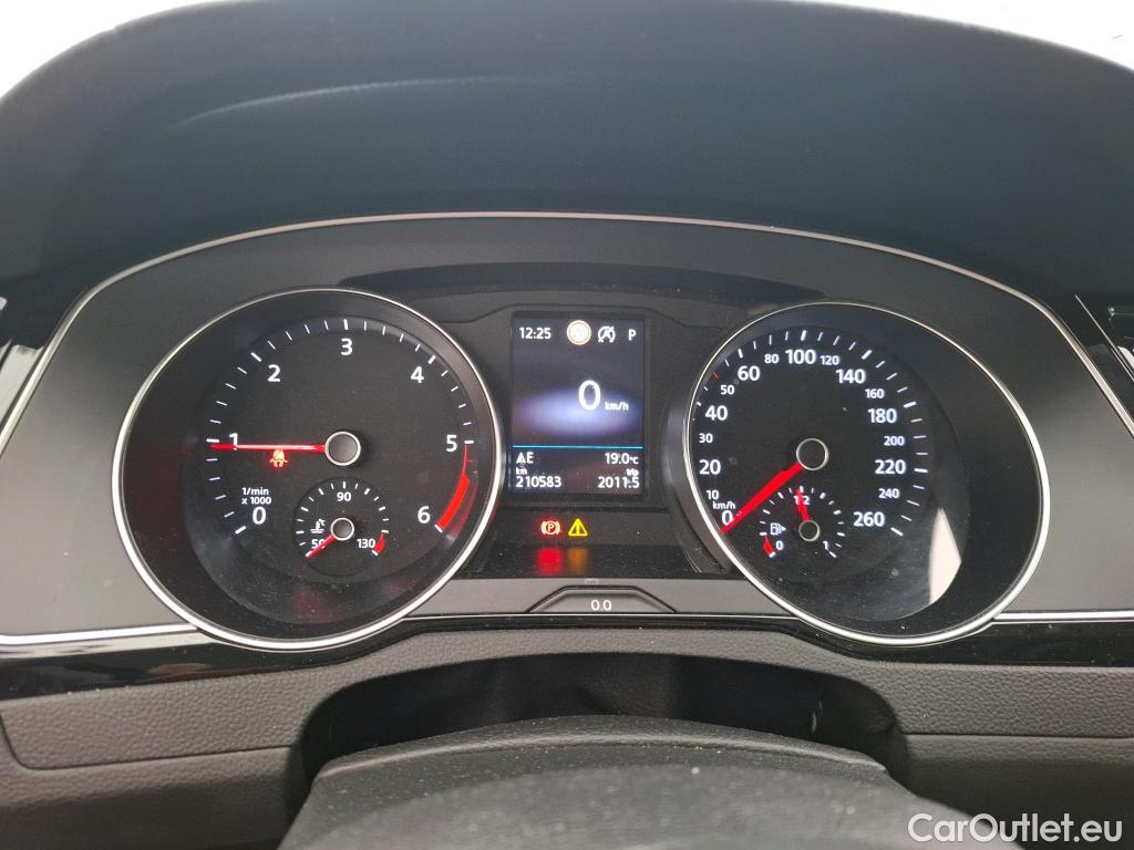  Volkswagen  Passat  Break Business 2.0 TDI 120CV BVA7 E6d #117