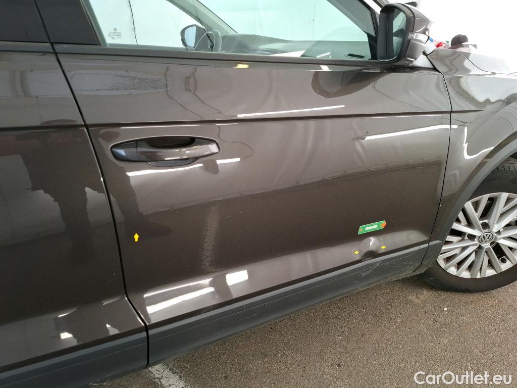  Volkswagen  T-ROC  First Edition 1.5 TSI 150CV BVM6 E6 #8