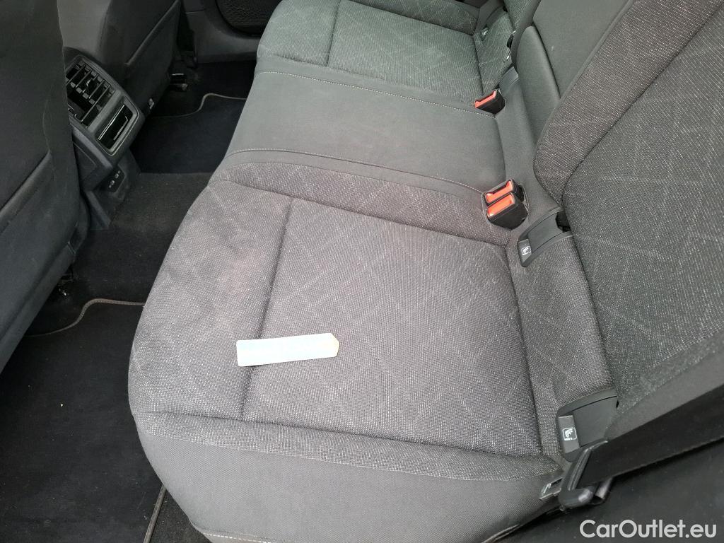  Volkswagen  Golf  VOLKSWAGEN SW / 2020 / 5P / Break 2.0 TDI SCR 115 BVM6 Life Business #20