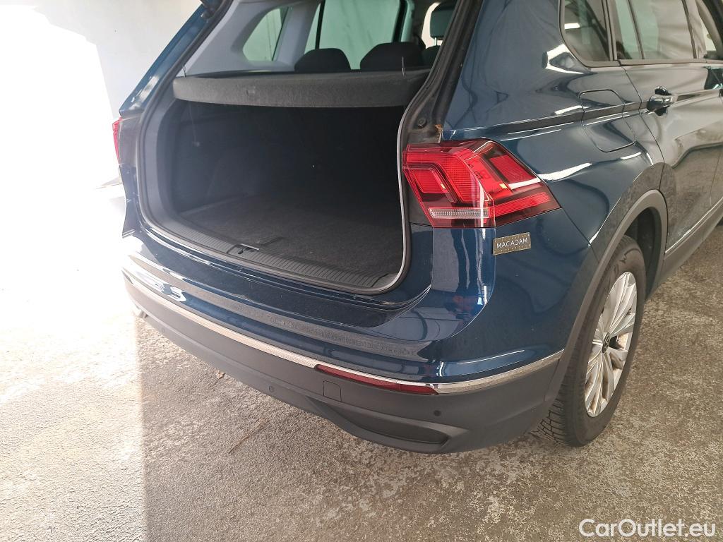  Volkswagen  Tiguan VOLKSWAGEN  / 2020 / 5P / SUV 2.0 TDI 150 DSG7 Life Business #4