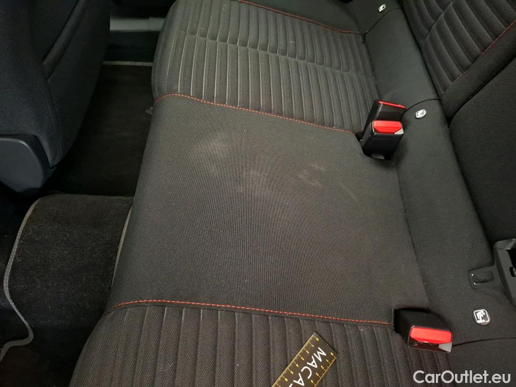  Peugeot  2008  Active Pack 1.2 PureTech 130CV BVA8 E6d #26
