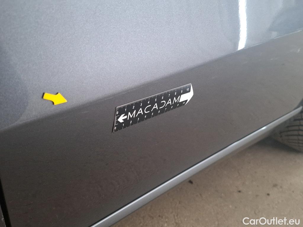  Mercedes  CLA-Klasse MERCEDES-BENZ CLA Coupe / 2019 / 4P / Coupé CLA 200 d Business Line BA8 #36
