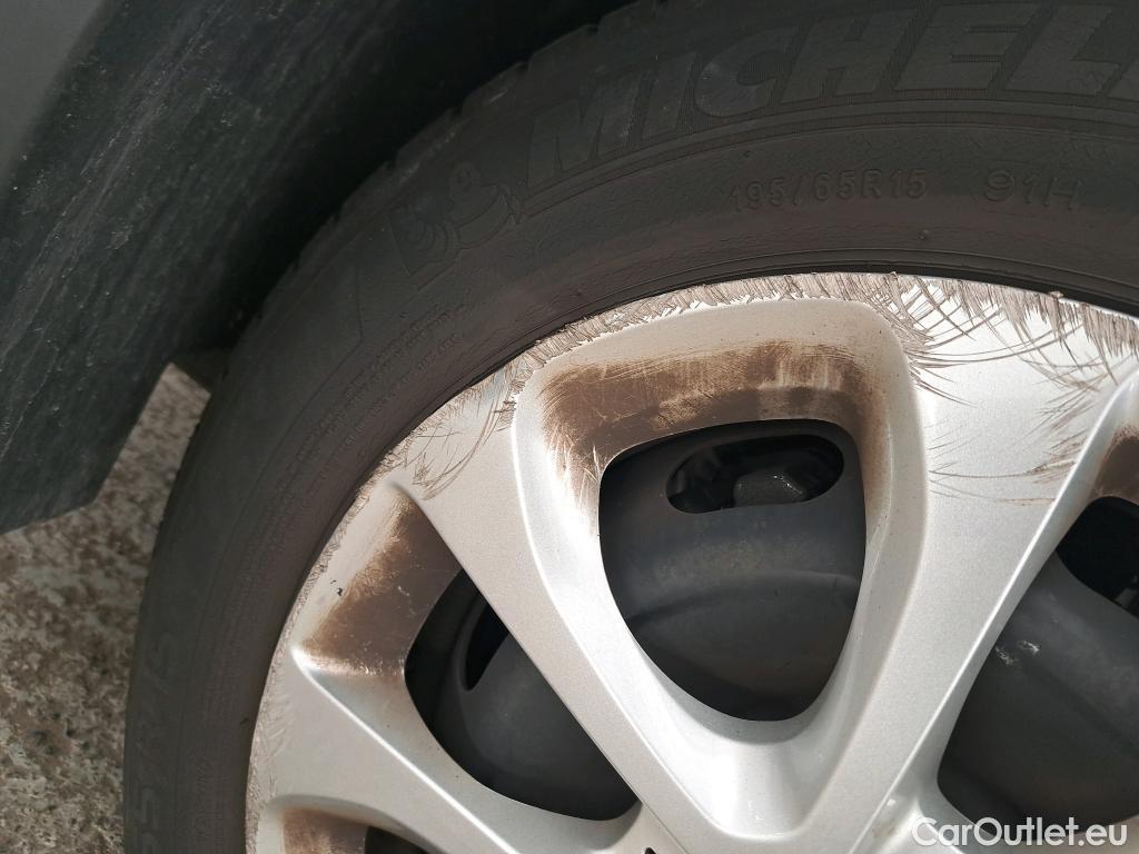  Citroen  C3  Feel 1.2 PureTech 80CV BVM5 E6 #27