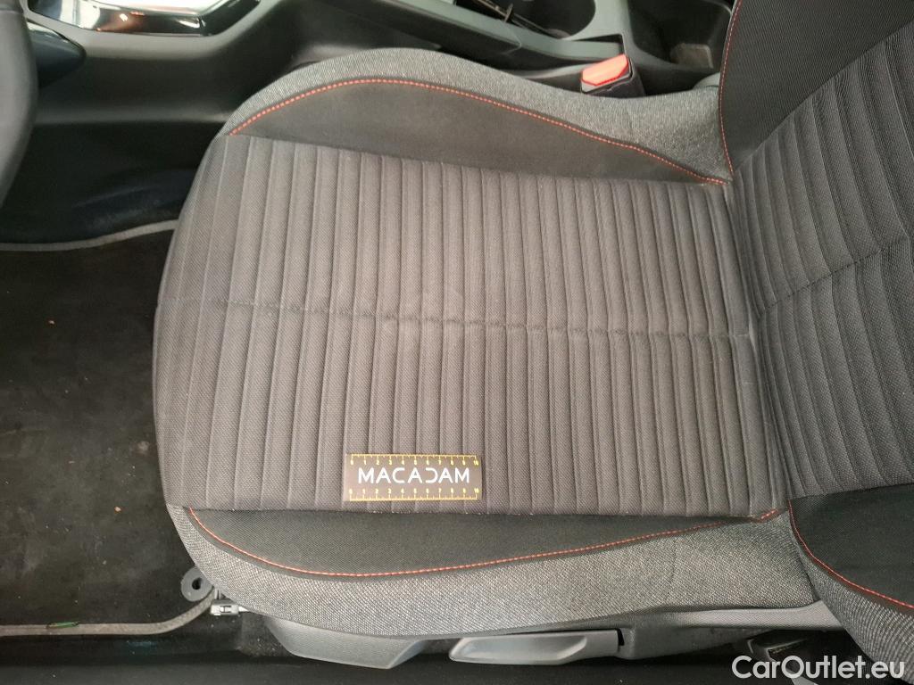  Peugeot  2008  Active Pack 1.2 PureTech 130CV BVA8 E6d #29