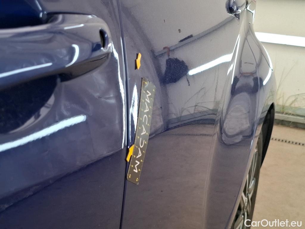  Toyota  Yaris TOYOTA  Hybride / 2019 / 5P / Berline Hybride 116h Design #2