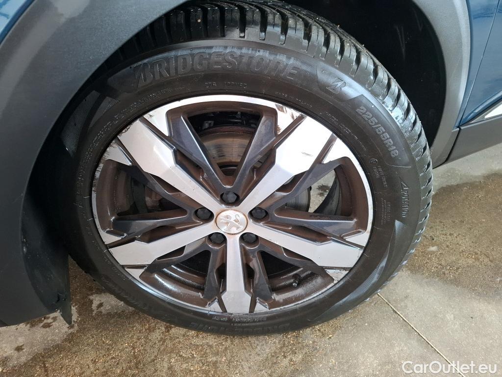  Peugeot  5008 PEUGEOT  / 2020 / 5P / SUV PureTech 180 S&S EAT8 GT Pack #19