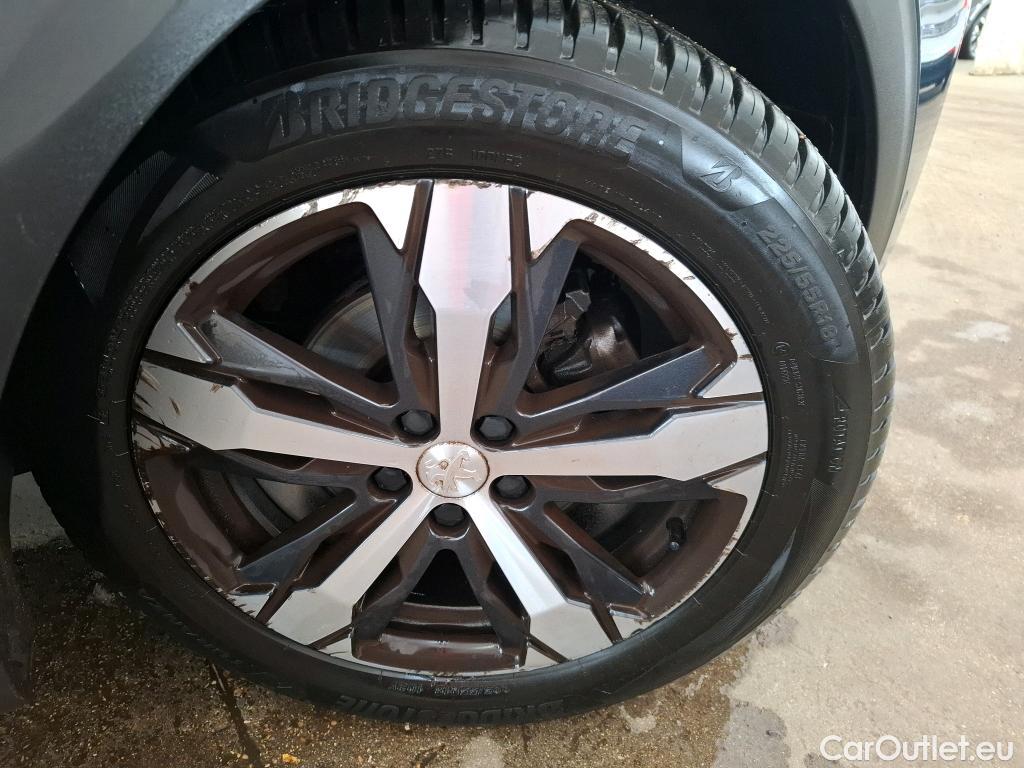  Peugeot  5008 PEUGEOT  / 2020 / 5P / SUV PureTech 180 S&S EAT8 GT Pack #45