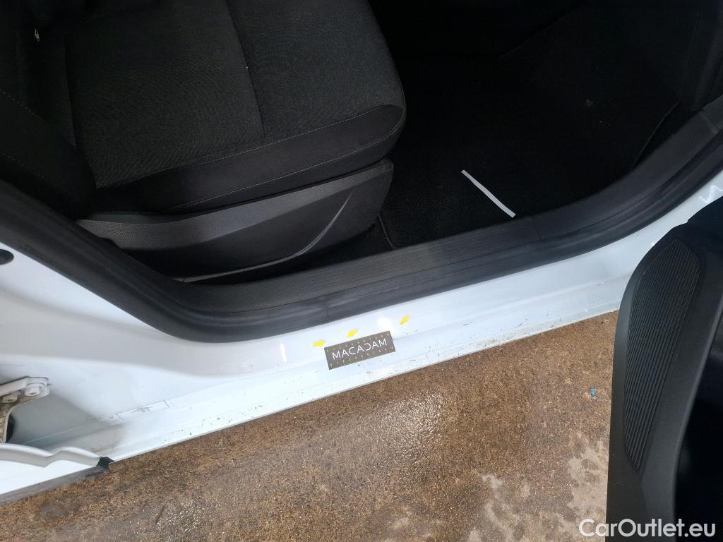  Renault  Clio  V Business 1.0 SCe 65CV BVM5 E6d #17