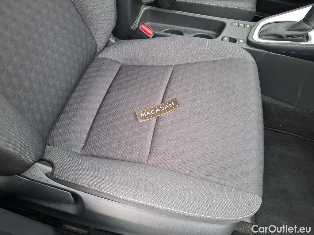  Toyota  Yaris TOYOTA  Hybride / 2019 / 5P / Berline Hybride 116h Design #15