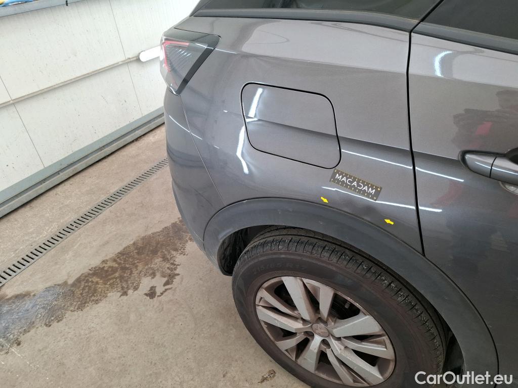  Peugeot  3008  Active Business 1.2 PureTech 130CV BVA8 E6d #1