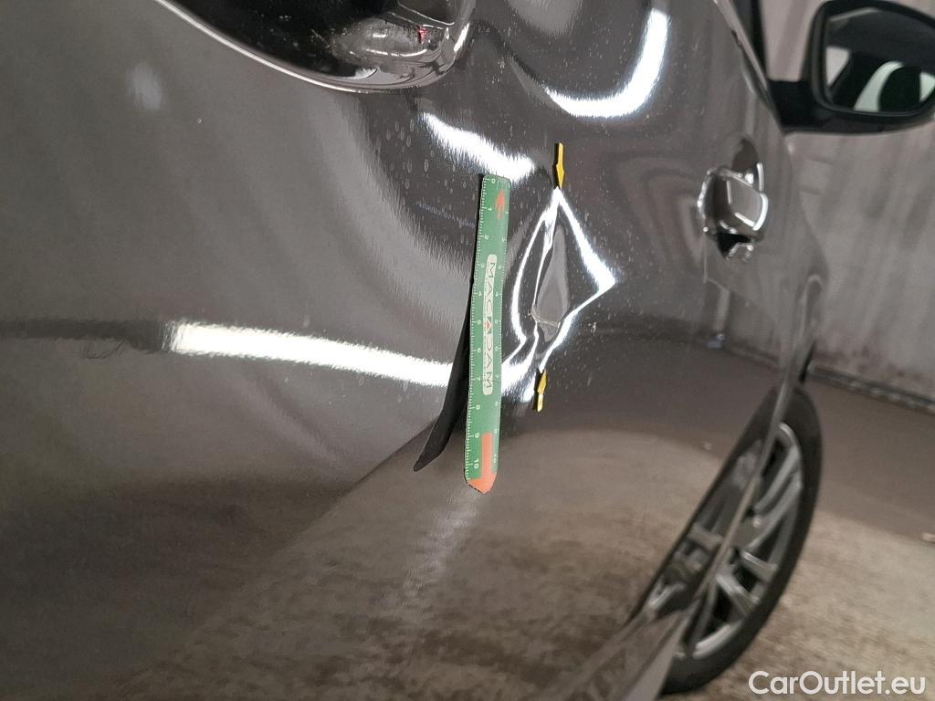  Peugeot  208 PEUGEOT  / 2019 / 5P / Berline Puretech 75 S&S Active Business #8