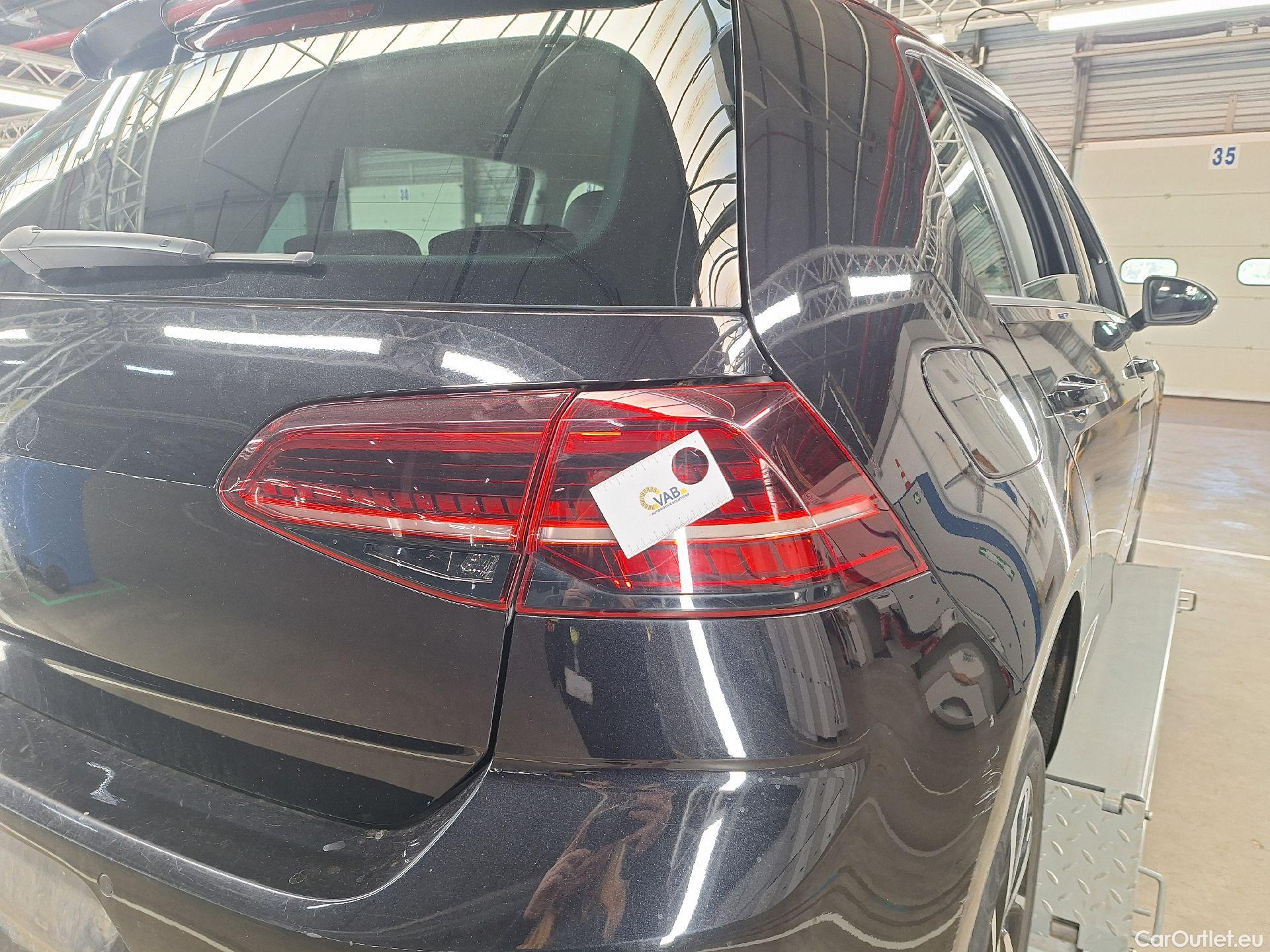 Volkswagen  Golf  VW, VII FL'16, Volkswagen VII 1.6 TDi SCR 85kW Join 5d #59