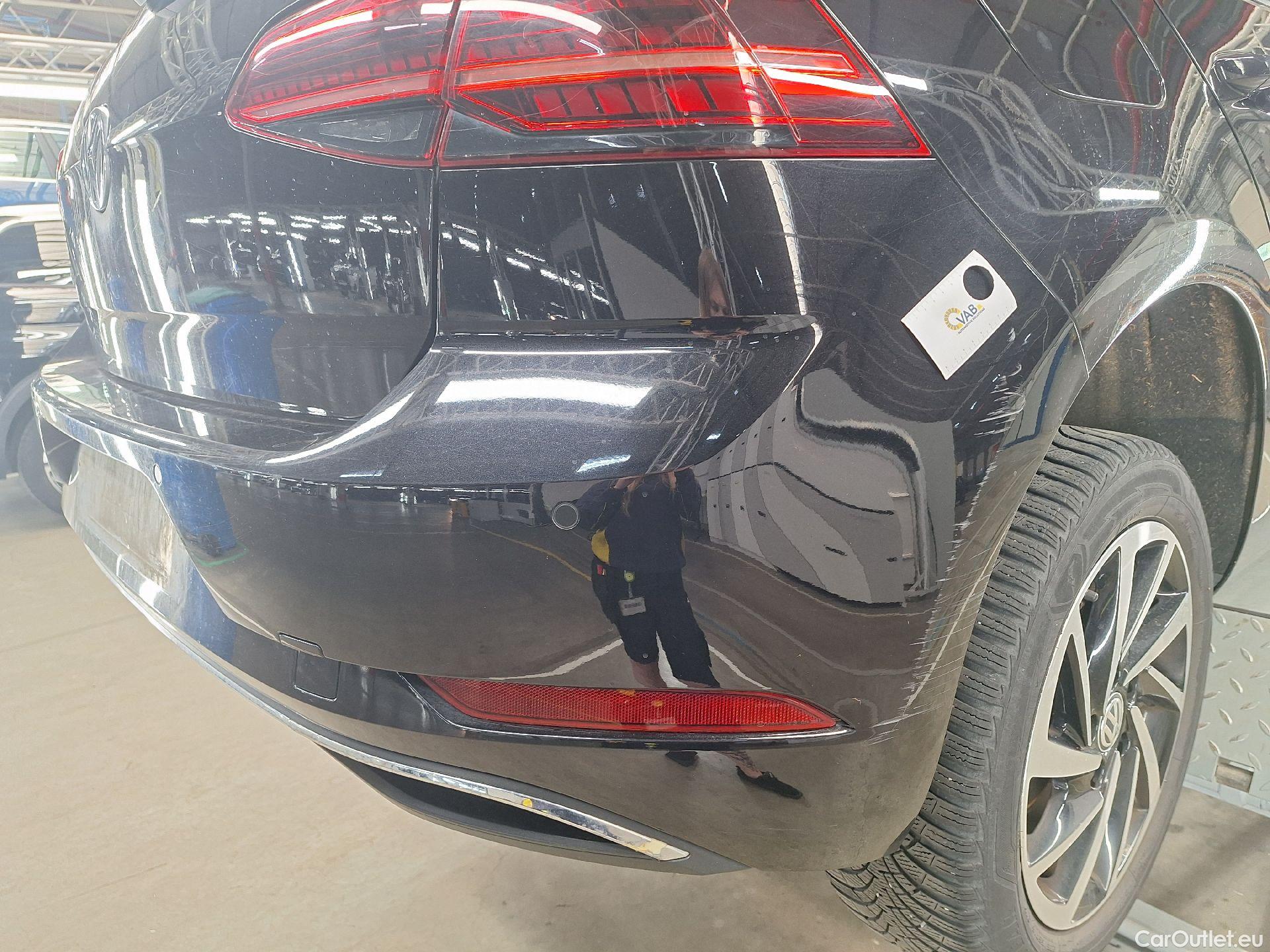  Volkswagen  Golf  VW, VII FL'16, Volkswagen VII 1.6 TDi SCR 85kW Join 5d #126