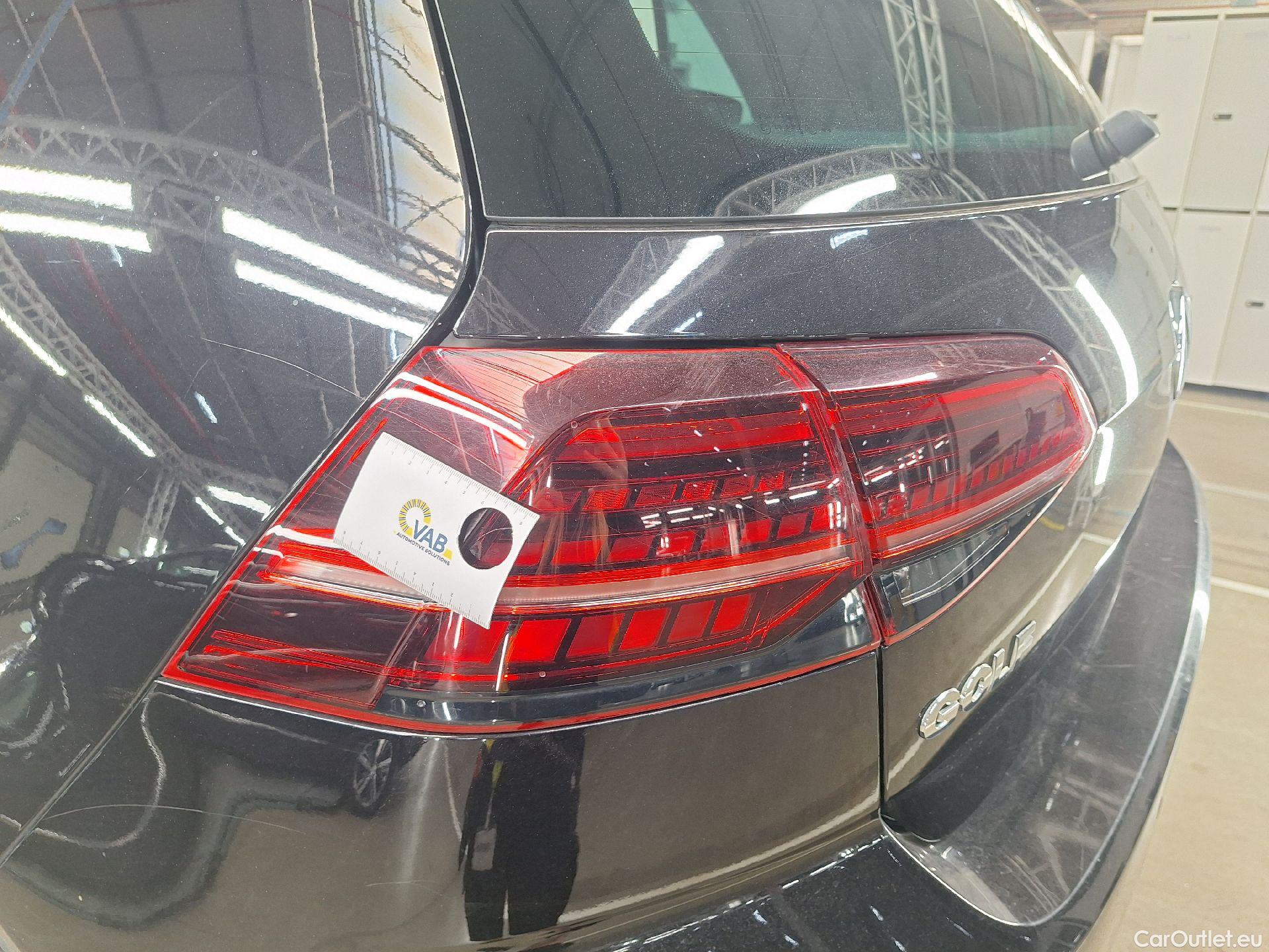  Volkswagen  Golf  VW, VII FL'16, Volkswagen VII 1.6 TDi SCR 85kW Join 5d #43