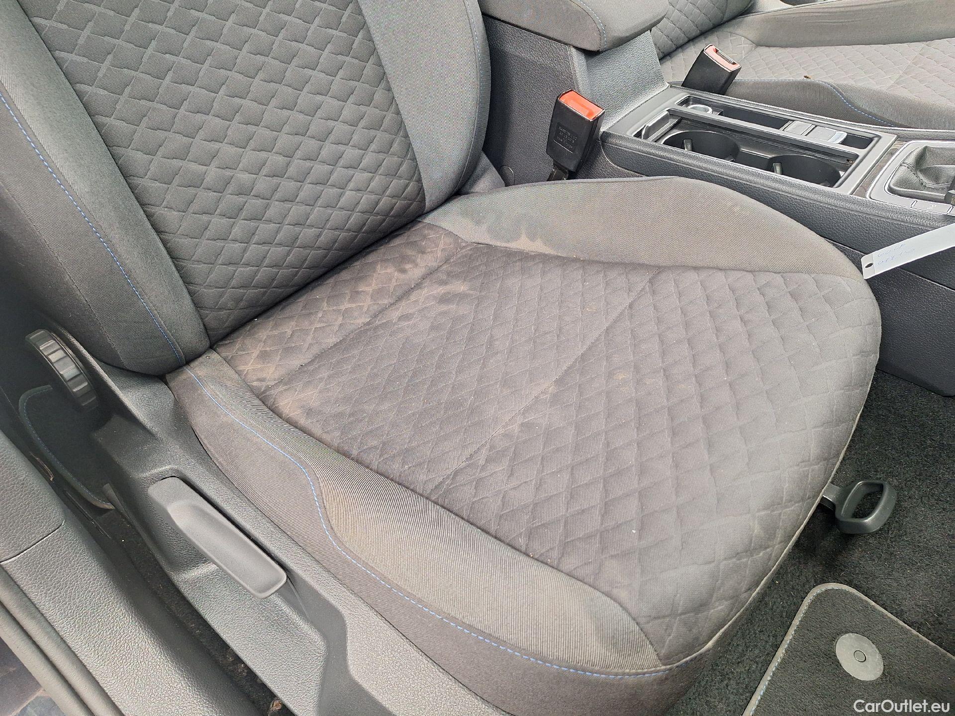  Volkswagen  Golf  VW, VII FL'16, Volkswagen VII 1.6 TDi SCR 85kW Join 5d #18