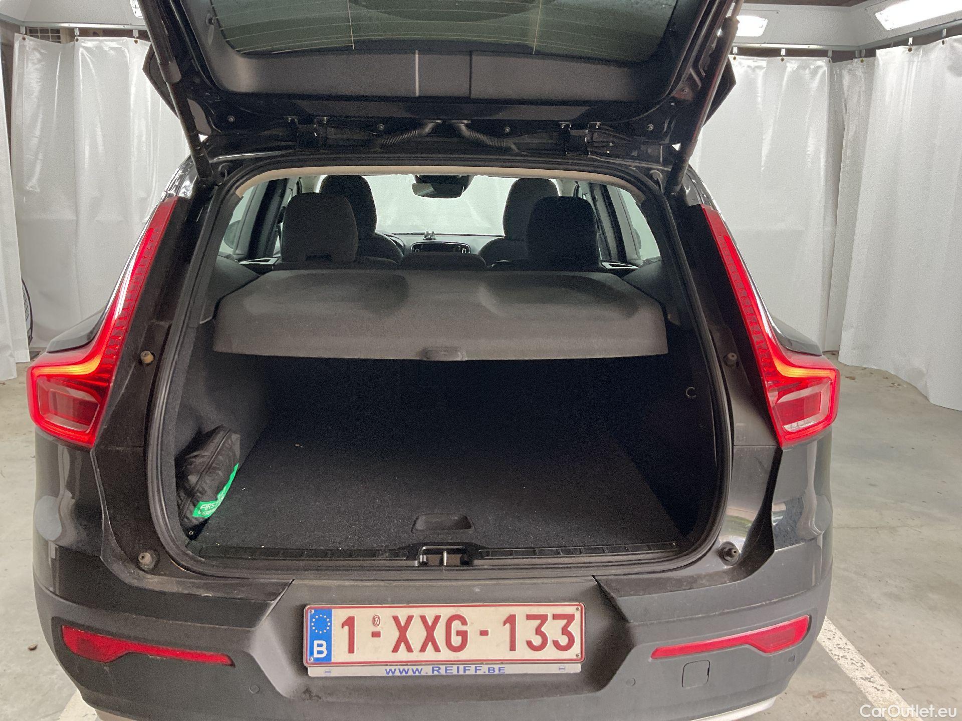  Volvo  XC 40 Volvo, XC40 '17, Volvo XC40 T3 Momentum Pro 5d !!No COC!! #9